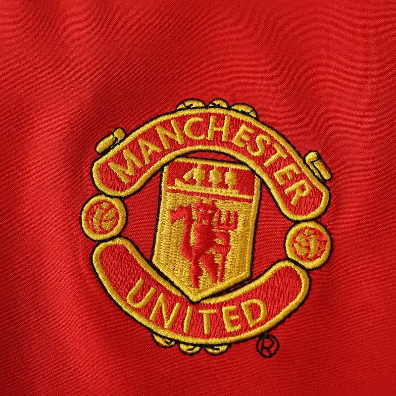 02-04 Manchester United Home Long sleeved Retro - Fan version