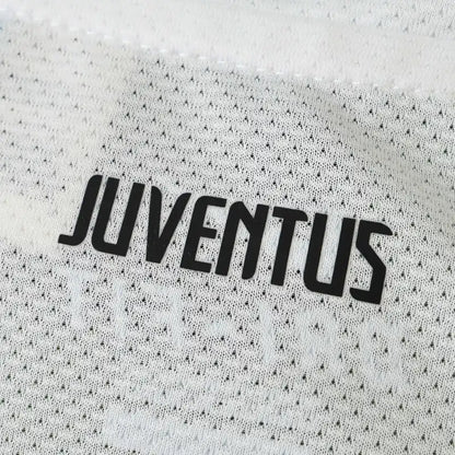 10-11 season Juventus F.C. away retro - Fan version