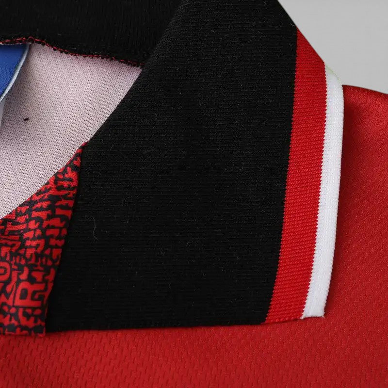 94-96 season Manchester United F.C. home retro - Fan version
