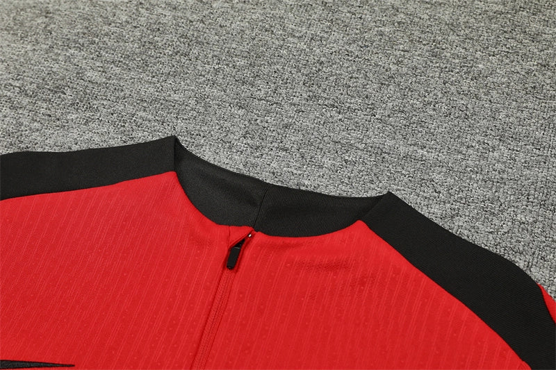 24-25 Liverpool F.C. red Training suit - set Player version