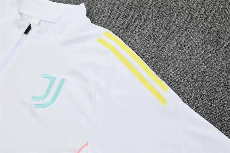 25-26 season Juventus F.C. Half zip training suit set