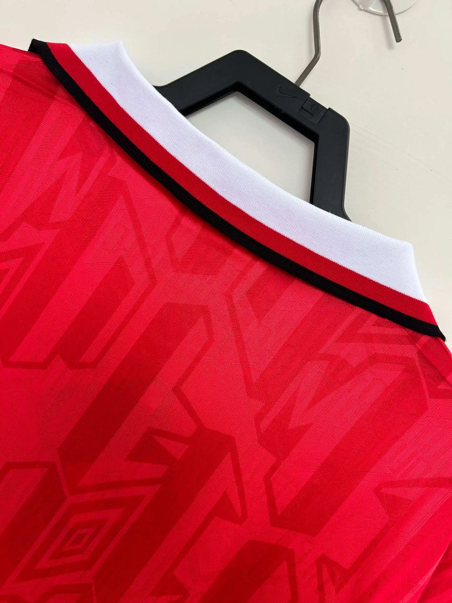 92-94 season Manchester United Home Long Sleevesd retro - Fan version