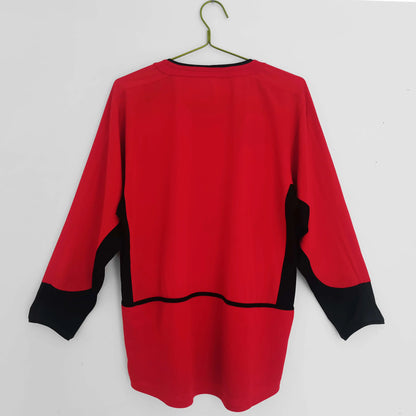 02-04 Manchester United Home Long sleeved Retro - Fan version