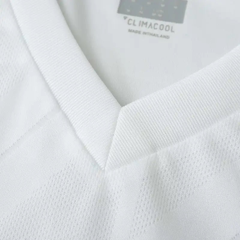 17-18 season Real Madrid Home Retro - Fan version