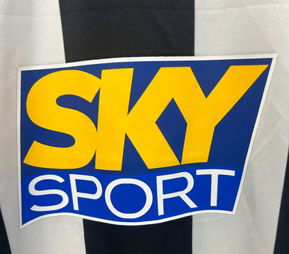 04-05 season Juventus Home Retro - Fan version