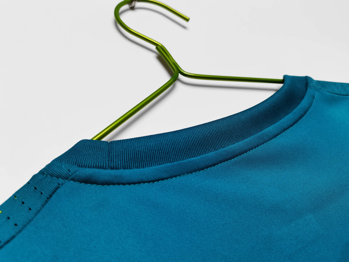 17-18 season Real Madrid third retro - Fan version