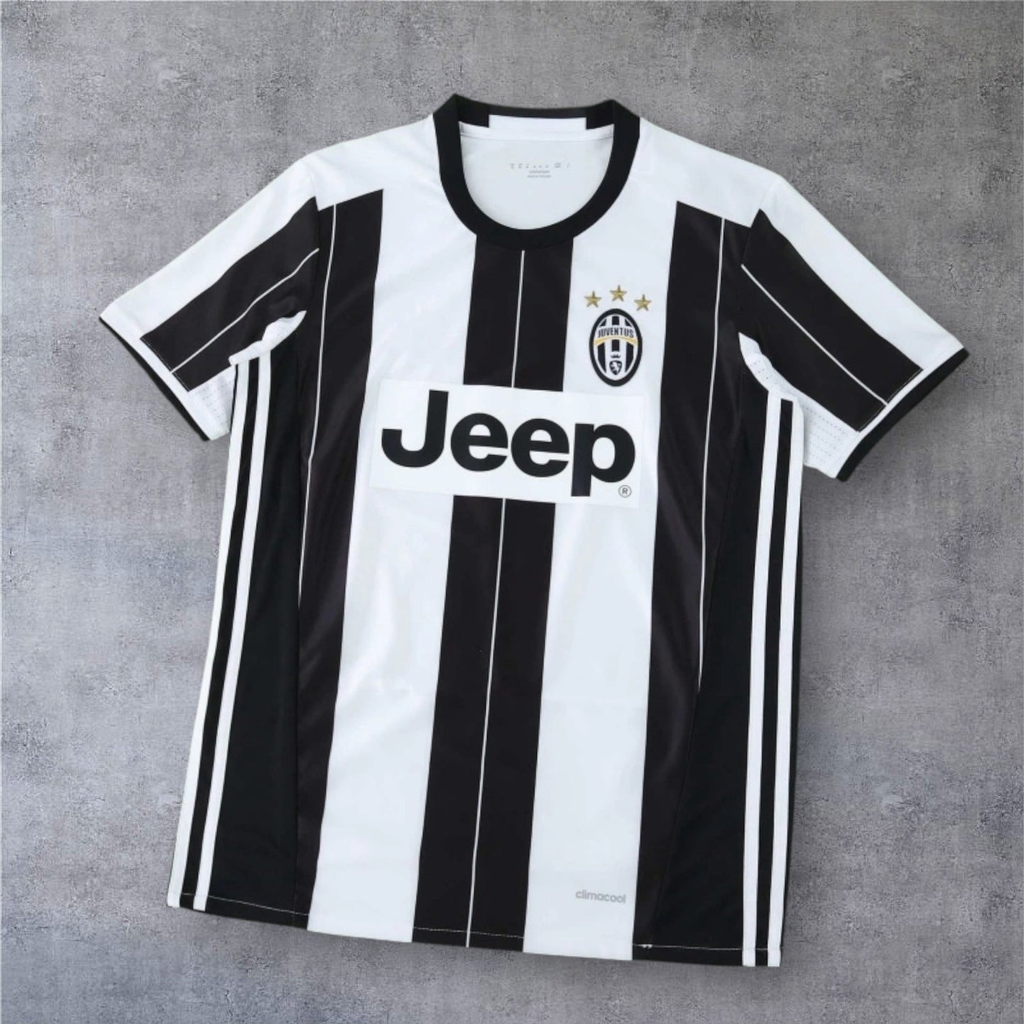 16-17 season Juventus F.C. home retro - Fan version