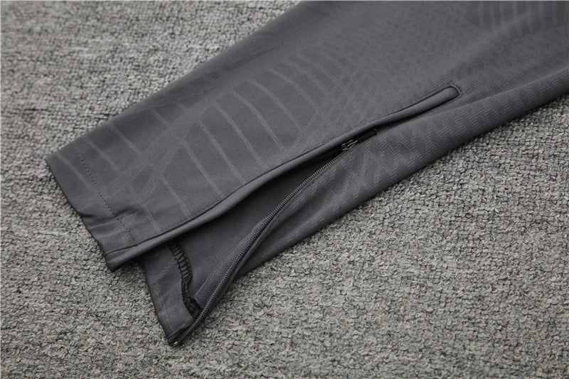 24-25 Liverpool F.C. red Training suit - set Player version