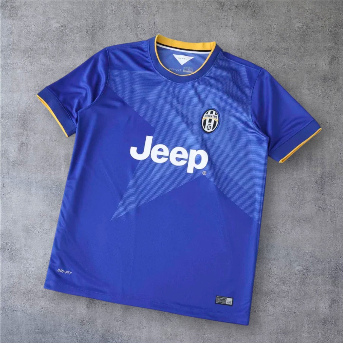 14-15 season Juventus F.C. away retrò - Fan version