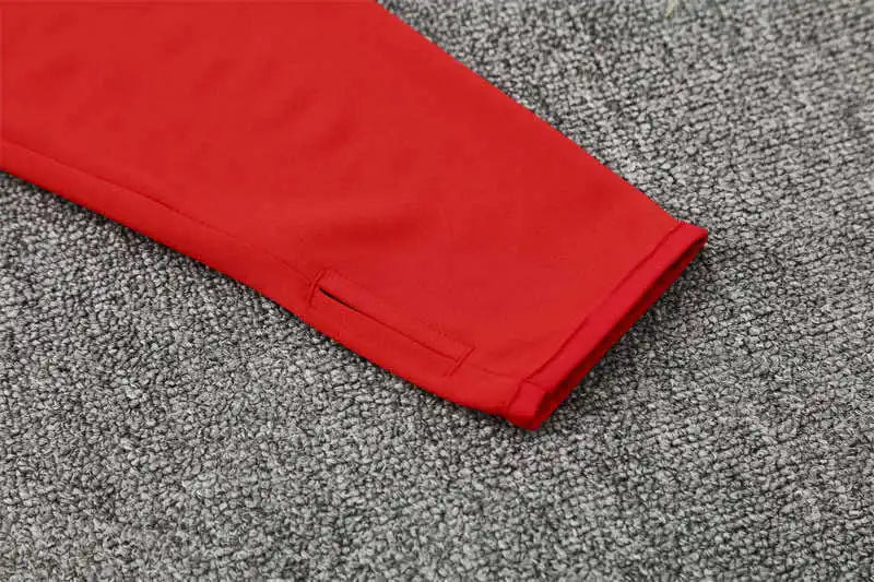 25-26 season Manchester United F.C. - Half zip training suit set