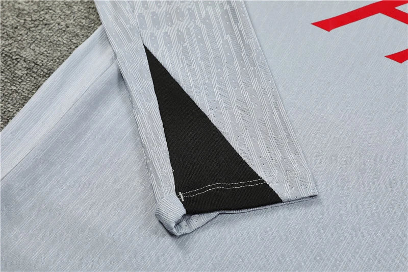 24-25 Liverpool F.C. grey Training suit - set Player version