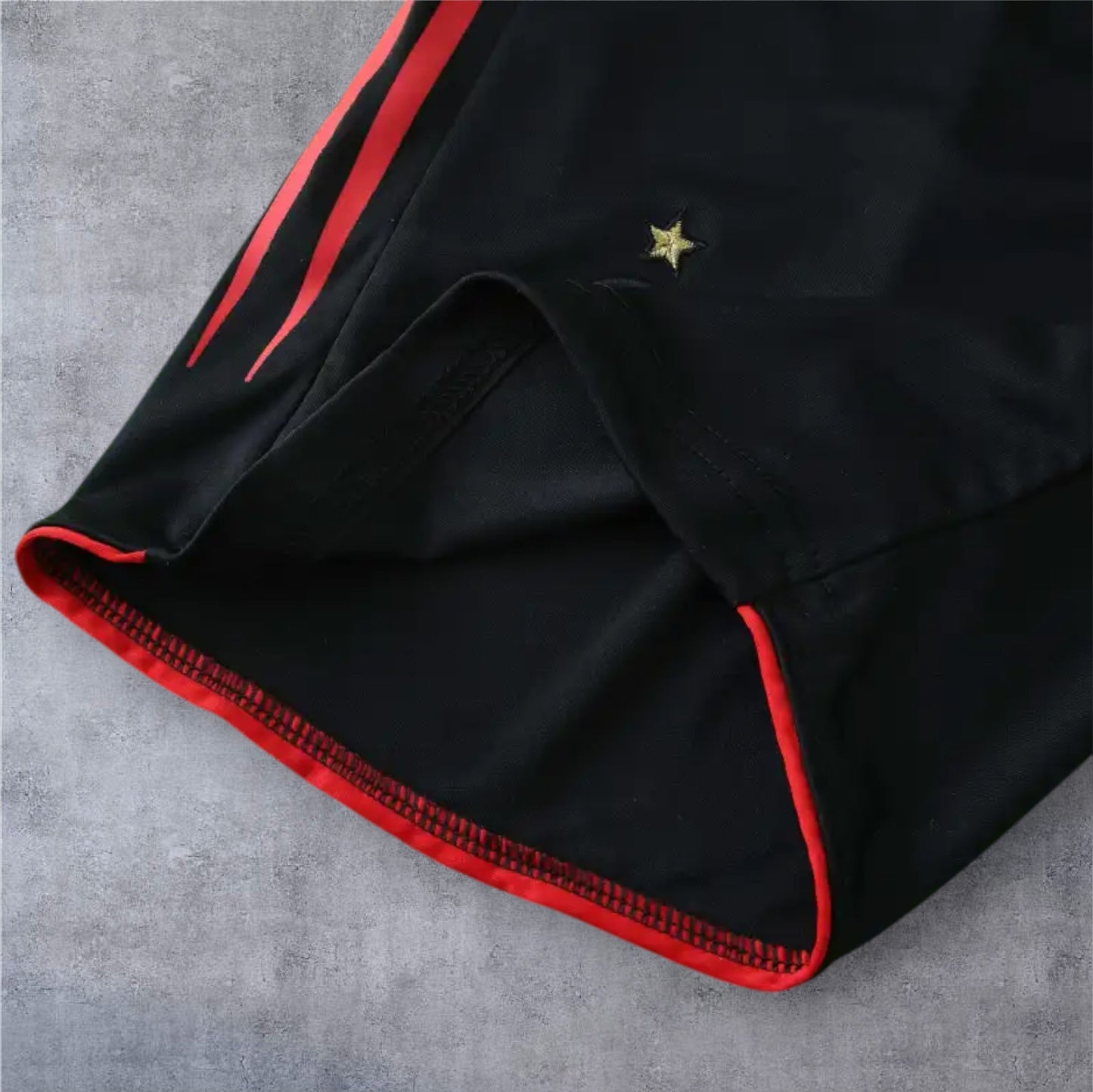 04-05 A.C. Milan home retro Kids kit