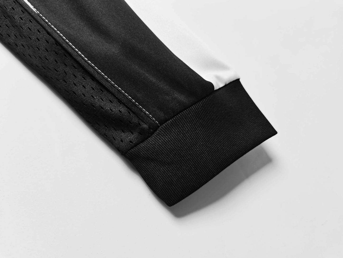 97-98 season Juventus Home Long sleeved Retro - Fan version