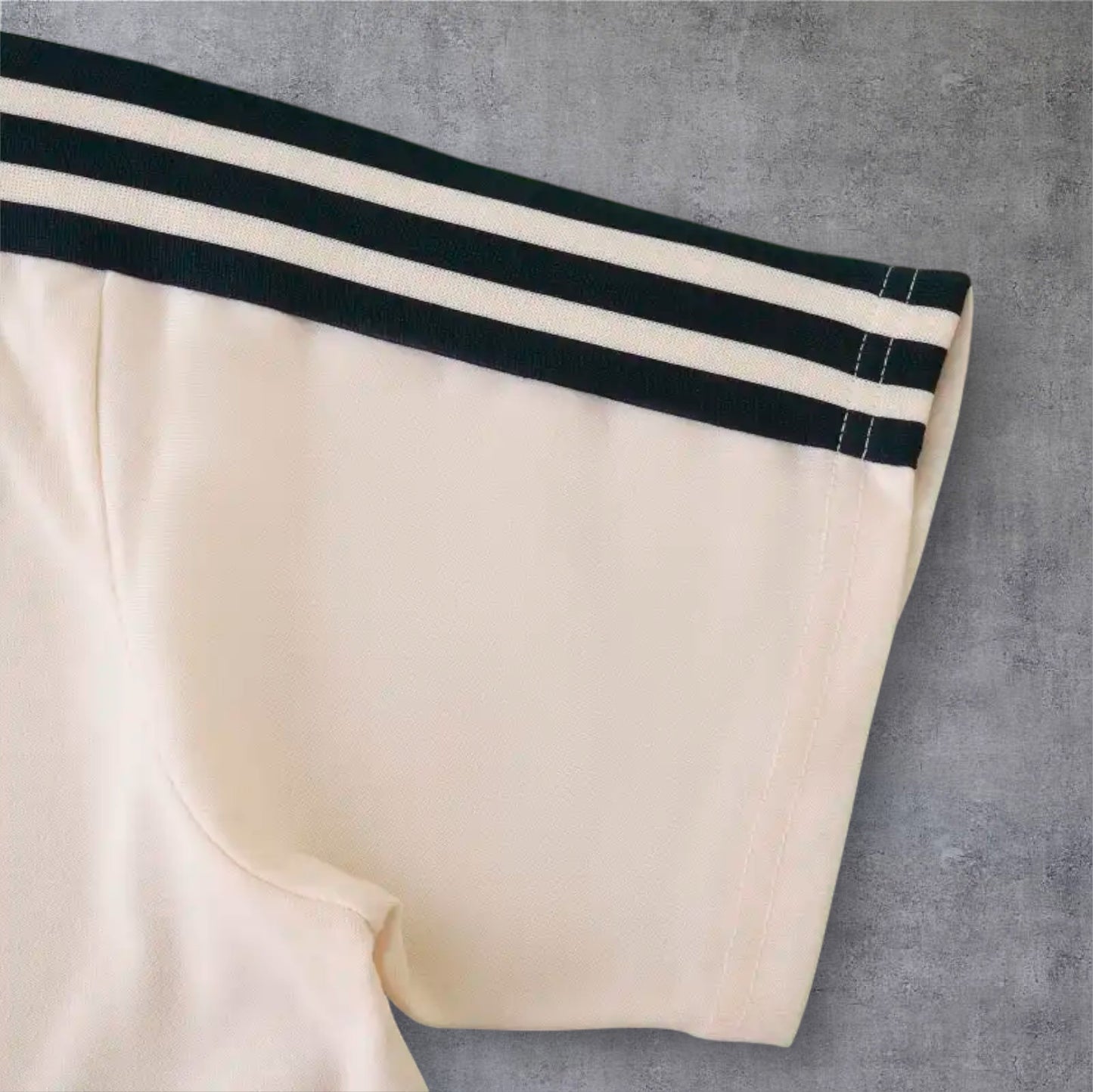 25-26 season Juventus F.C. Retro commemorative edition T shirt