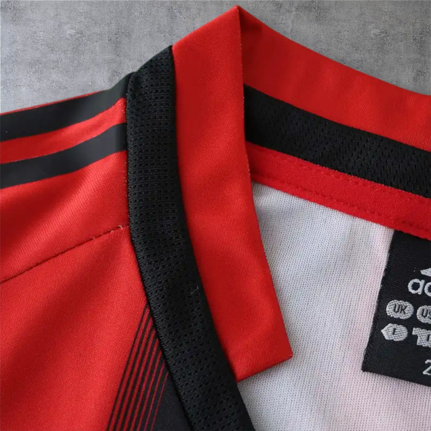 04-05 A.C. Milan home retro Kids kit