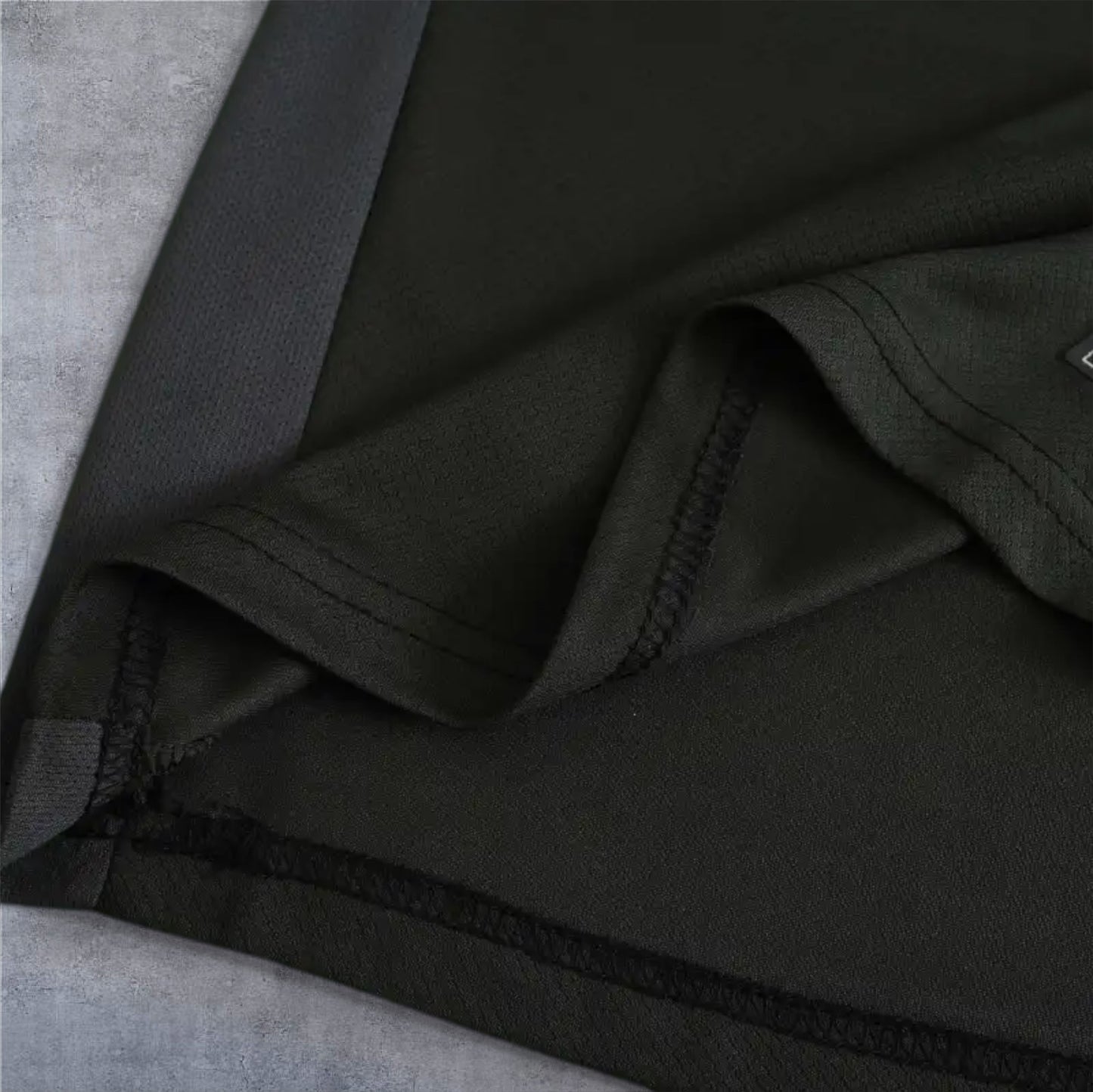 24-25 season Liverpool away - Fan version