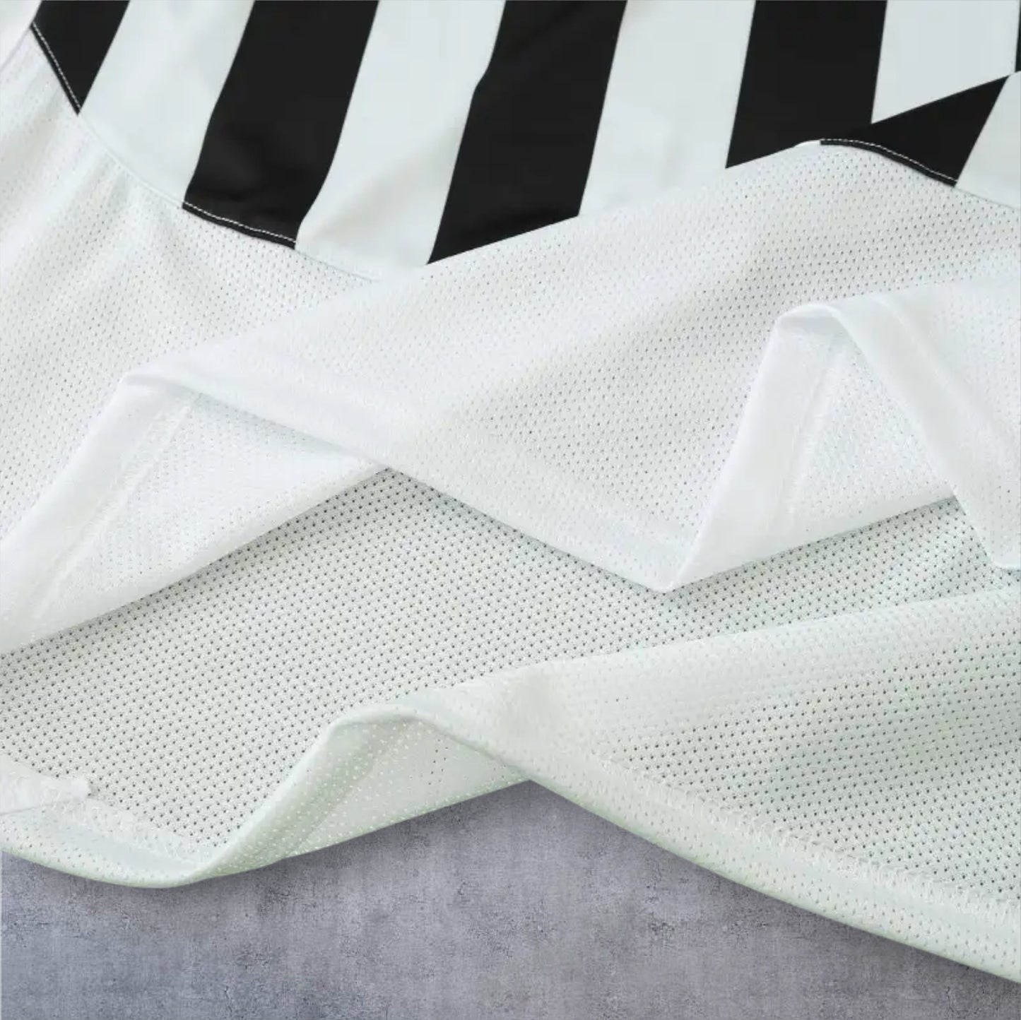 03-04 season Juventus F.C. Home retro - Fan version