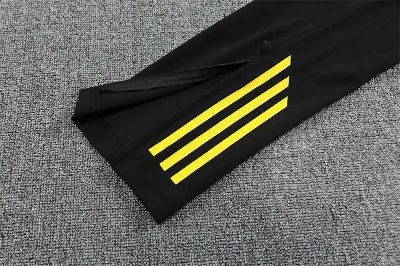 25-26 season Manchester United F.C. - Half zip training suit set