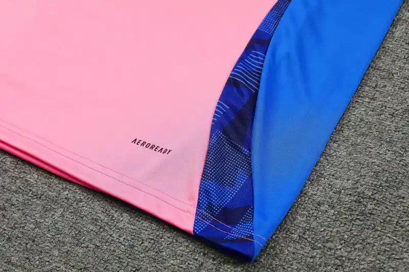 24-25 Manchester United F.C. Training clothes suit Short sleeve - Fan version